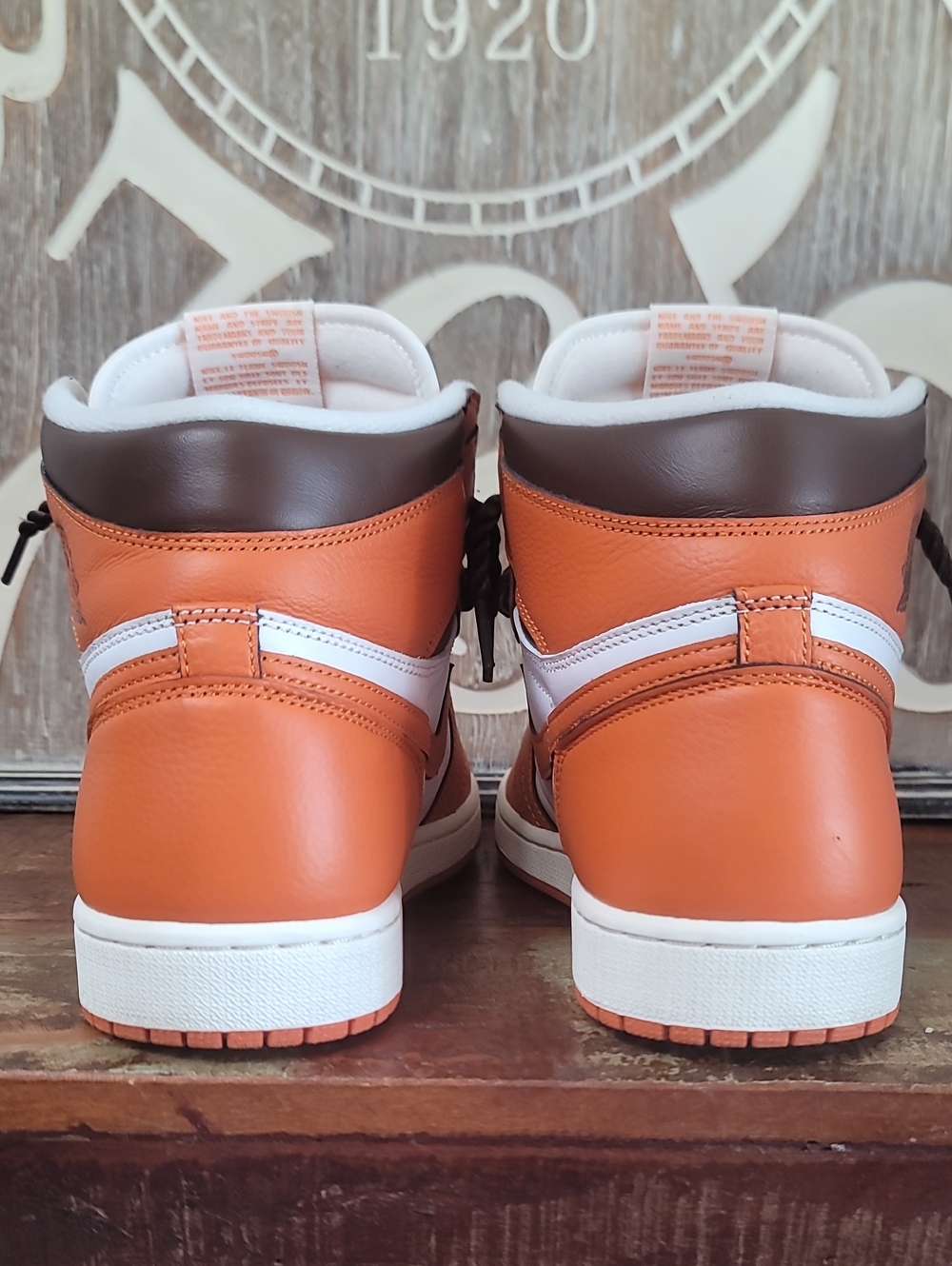 Nike Air Jordan 1 Retro High OG 'Starfish' Mens 10 (Good/Like New) - Picture 9 of 16